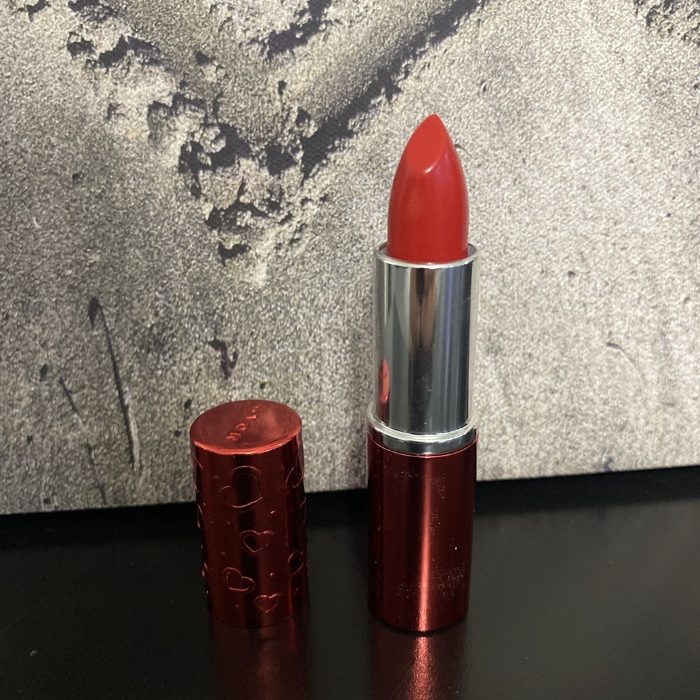 AVON‎ Color Rich Lipstick Red Hot Kiss New Full Size